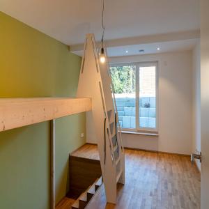 images/refenenzen/umbau-schwimmbad-in-wohnraum/012-umbau-schwimmbad-in-kinderzimmer-architektur-michaela-bundschuh-vasallo-speyer.jpg